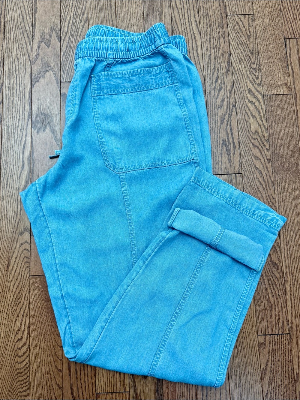 New - LOFT Outlet , Lightweight, Light Blue / Chambray, Denim Jogger Pants, M